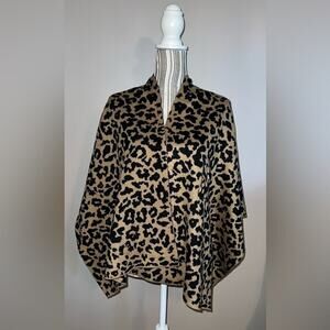 TOP IT OFF WOMENS WRAP NWT